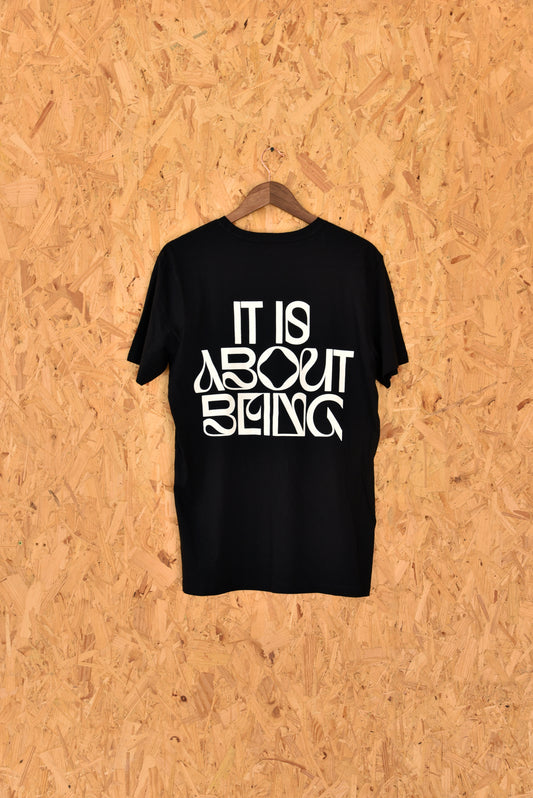 Black heavyweight tee